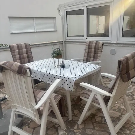 Apartma Virski Raj * ויר